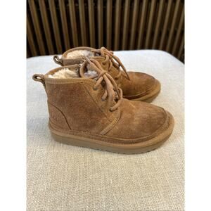 UGG Neumel Kids Size 12 Suede Brown Chestnut Zip Boots Kids Toddler Unisex